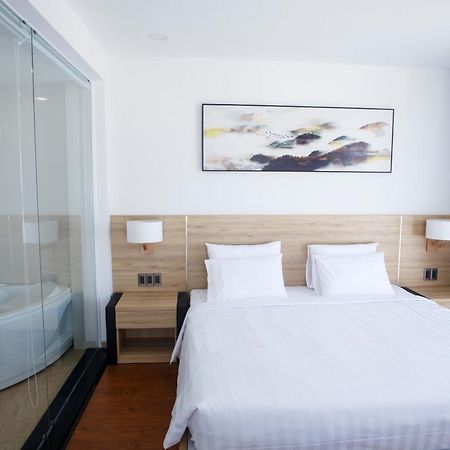 Lily Apartment Nha Trang Buitenkant foto
